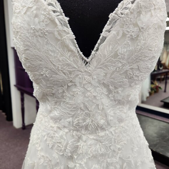 White One W1122AZ4 Size 14 Off White Bridal Gown Wedding Dress - Picture 3 of 7